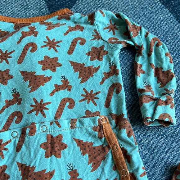Kickee Pants 9-12 months Zip-Up Footless One Piece Christmas Cookies - Picture 13 of 16